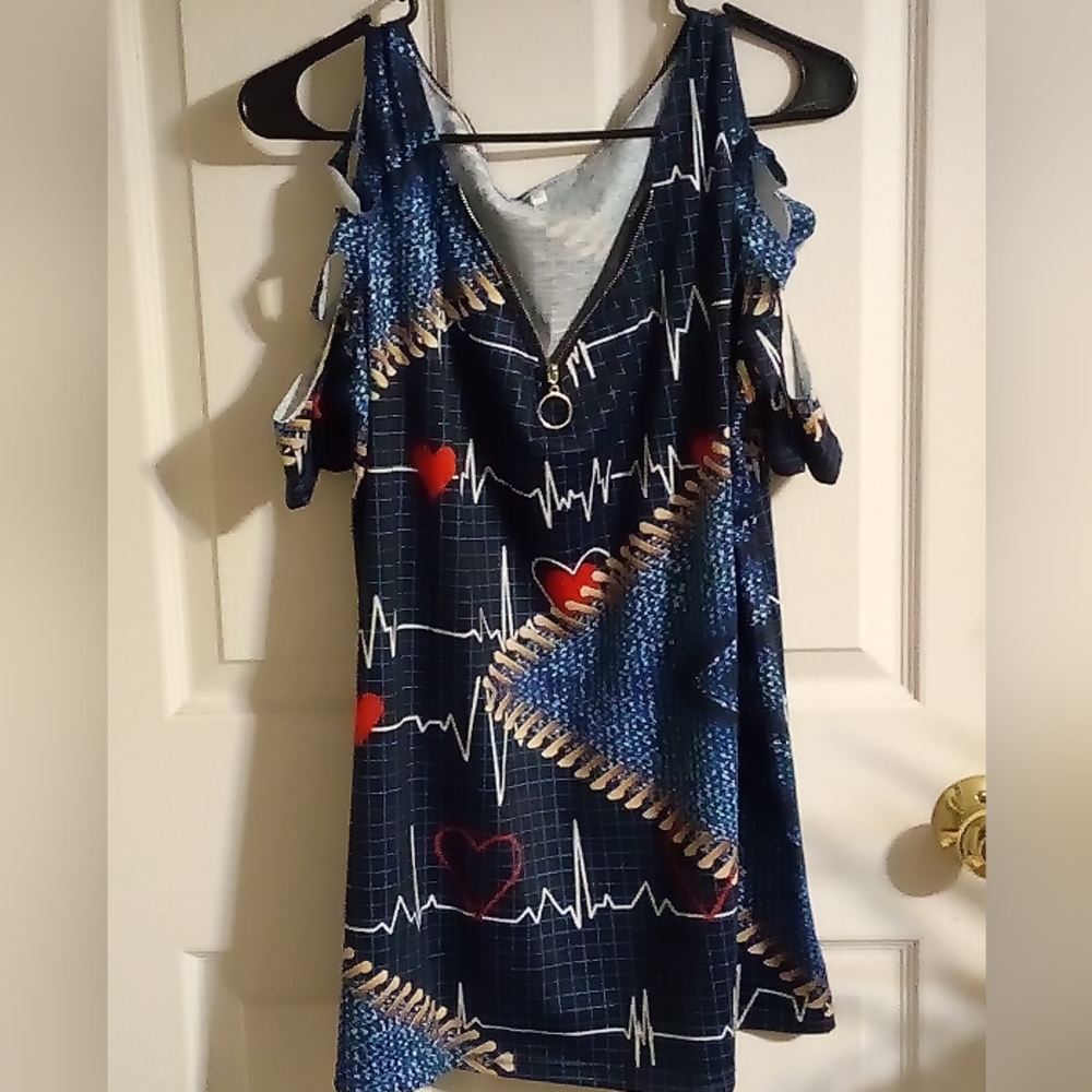 Cold shoulder top